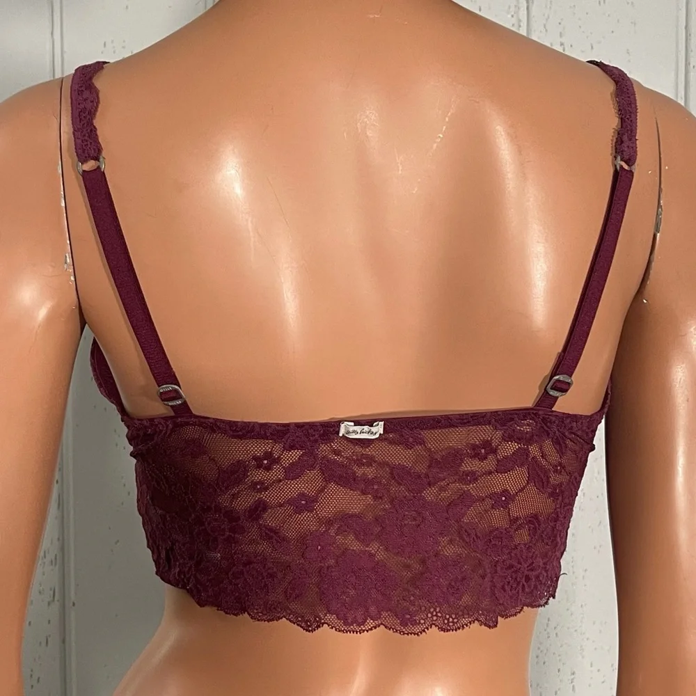 Gilly Hicks women's Wine  Lace Bralette Sz L